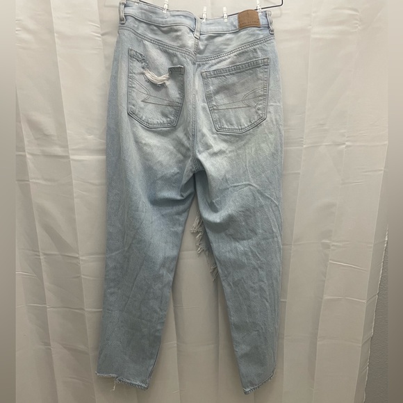 American Eagle- Ripped Baggy Jean #30 - Picture 2 of 6